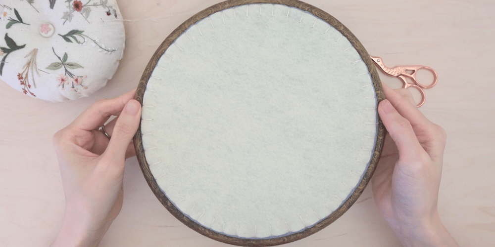 How to Finish the Back of the Embroidery Hoop with Felt