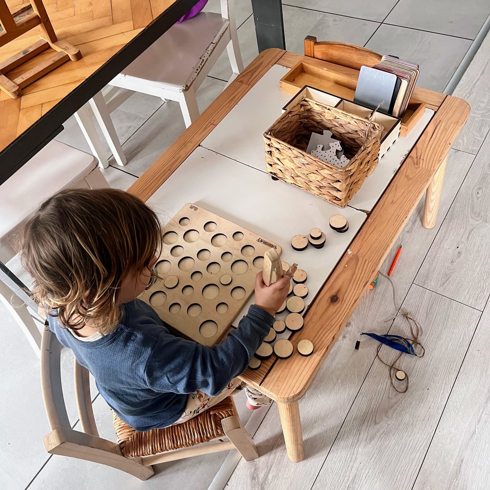 Montessori u kući, Zapi za malene