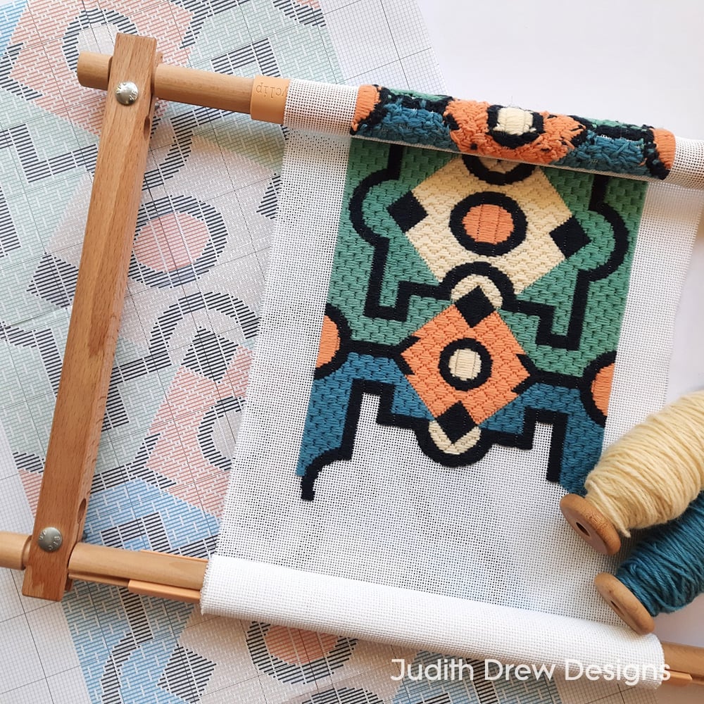 Knitting Strapwork Pattern Strapwork design repeat, long stitch needlepoint wall hanging, pattern ...