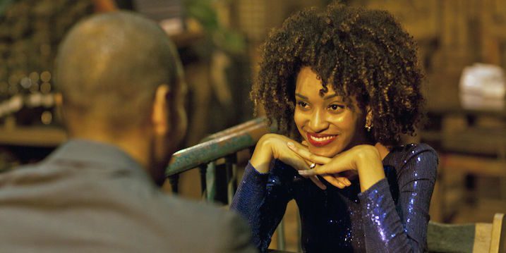 man asking a pretty girl a question on a date