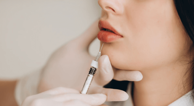 فيلر الشفاه الروسي في دبي