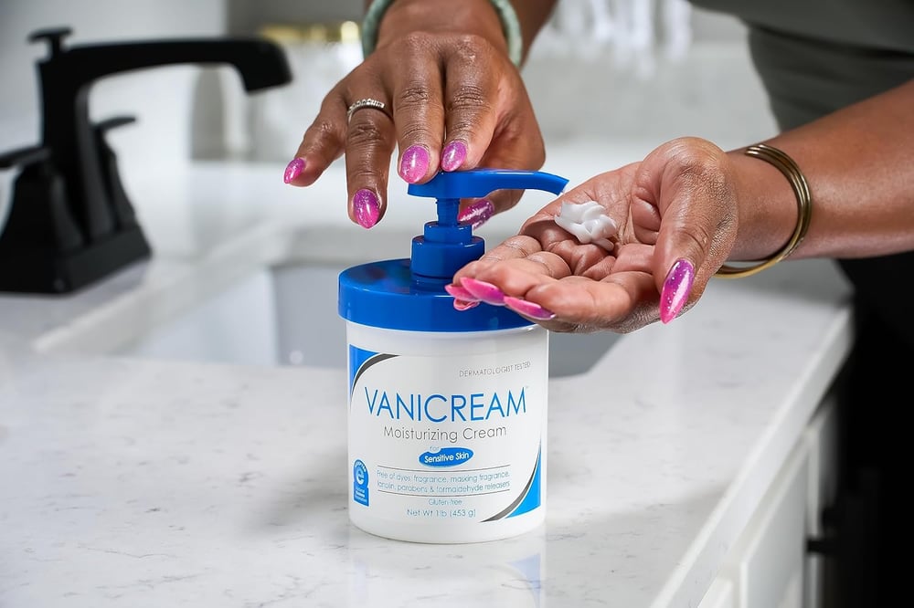 moisturiser for peeling skin