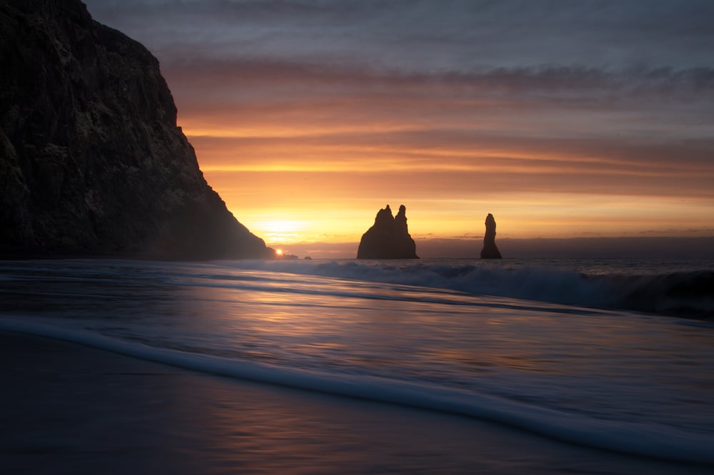 Reynisfjara reynisdrangar sunrise 5 iceland black beach reynisfjara