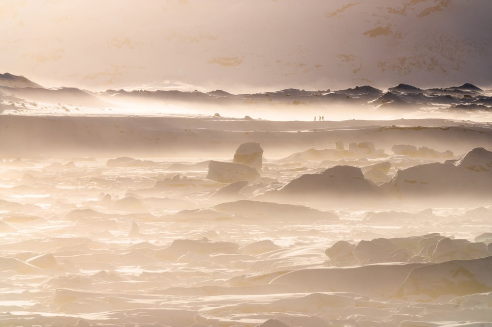 Jokulsarlon glacier lagoon winter glow fog mist iceland golden hour landscape photography