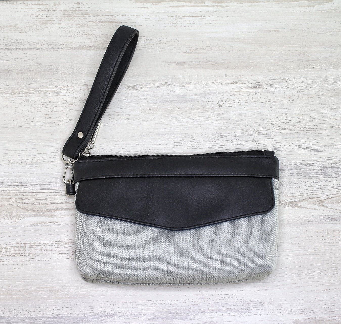 Crossbody wristlet clearance wallet