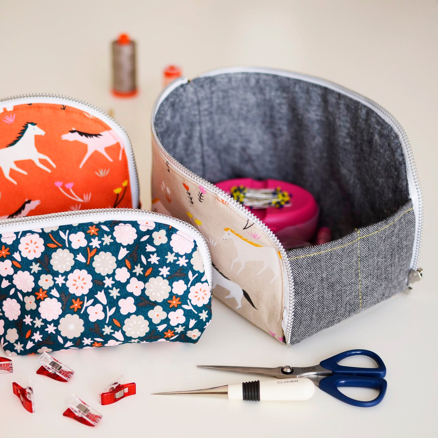 Boxy Zipper Pouch Pattern: Free and Fat Quarter Friendly!