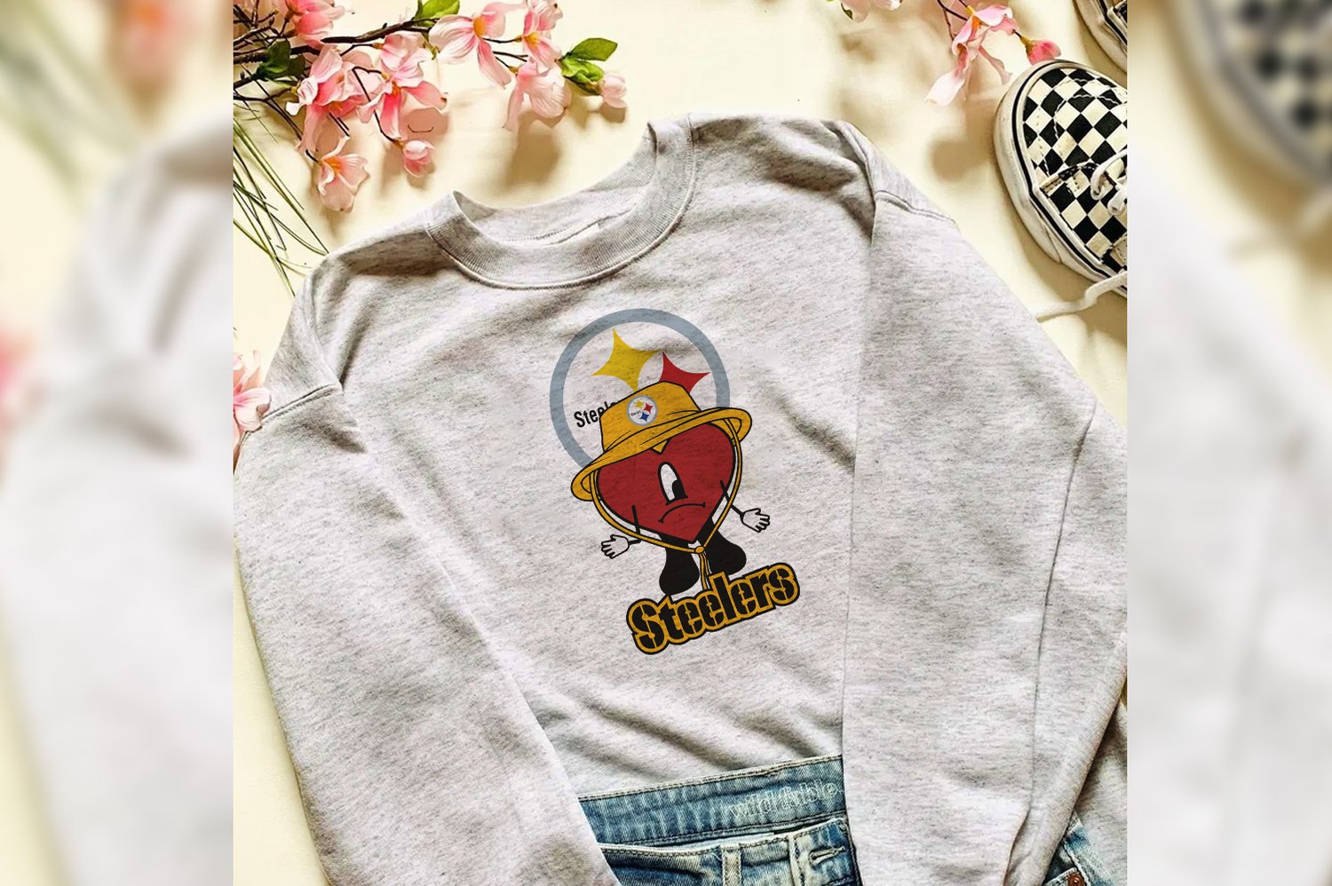 Vintage Looney Tunes x Pittsburgh Steelers shirt