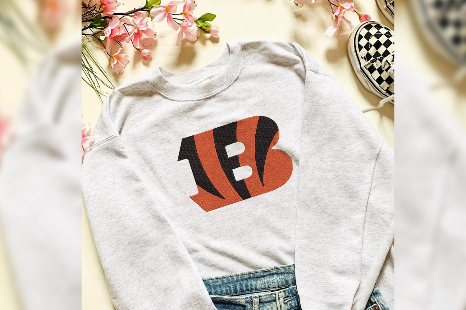 embroidered bengals sweatshirt