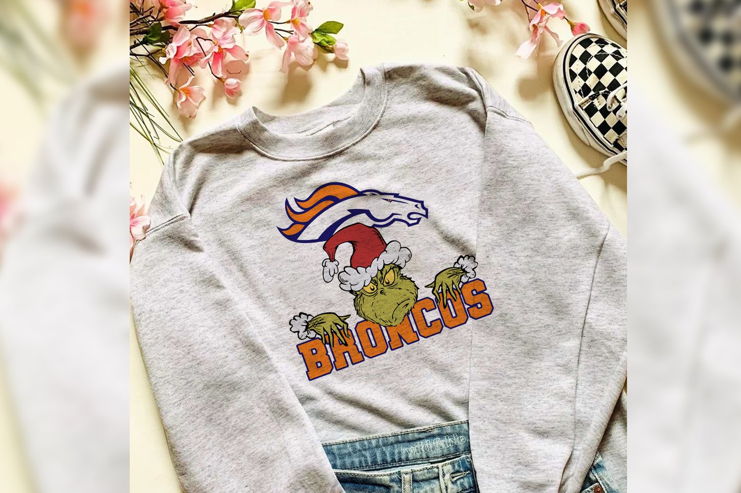 Vintage Embroidered Denver Broncos Crewneck - Depop