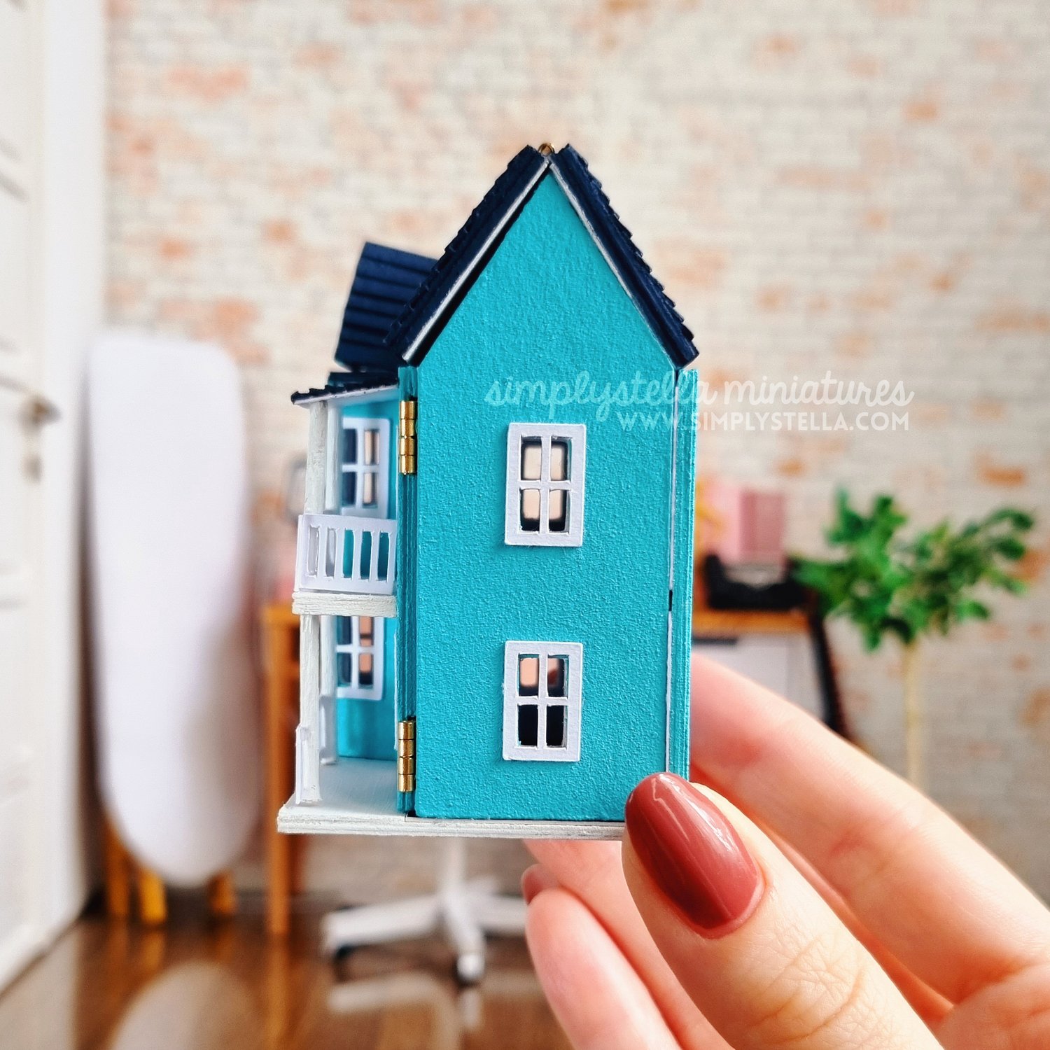 Jocelyn's Mountfield Dollhouse: I Bought a Cricut Maker for Minis