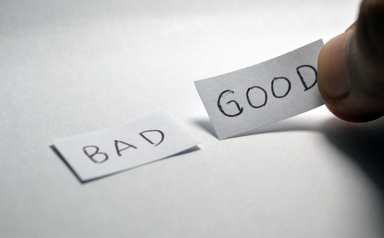 Etiquetas de papel de Bad o Good