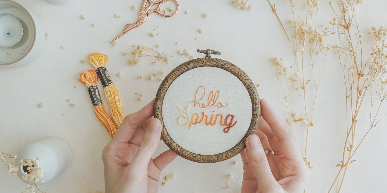 free text hello spring embroidery pattern