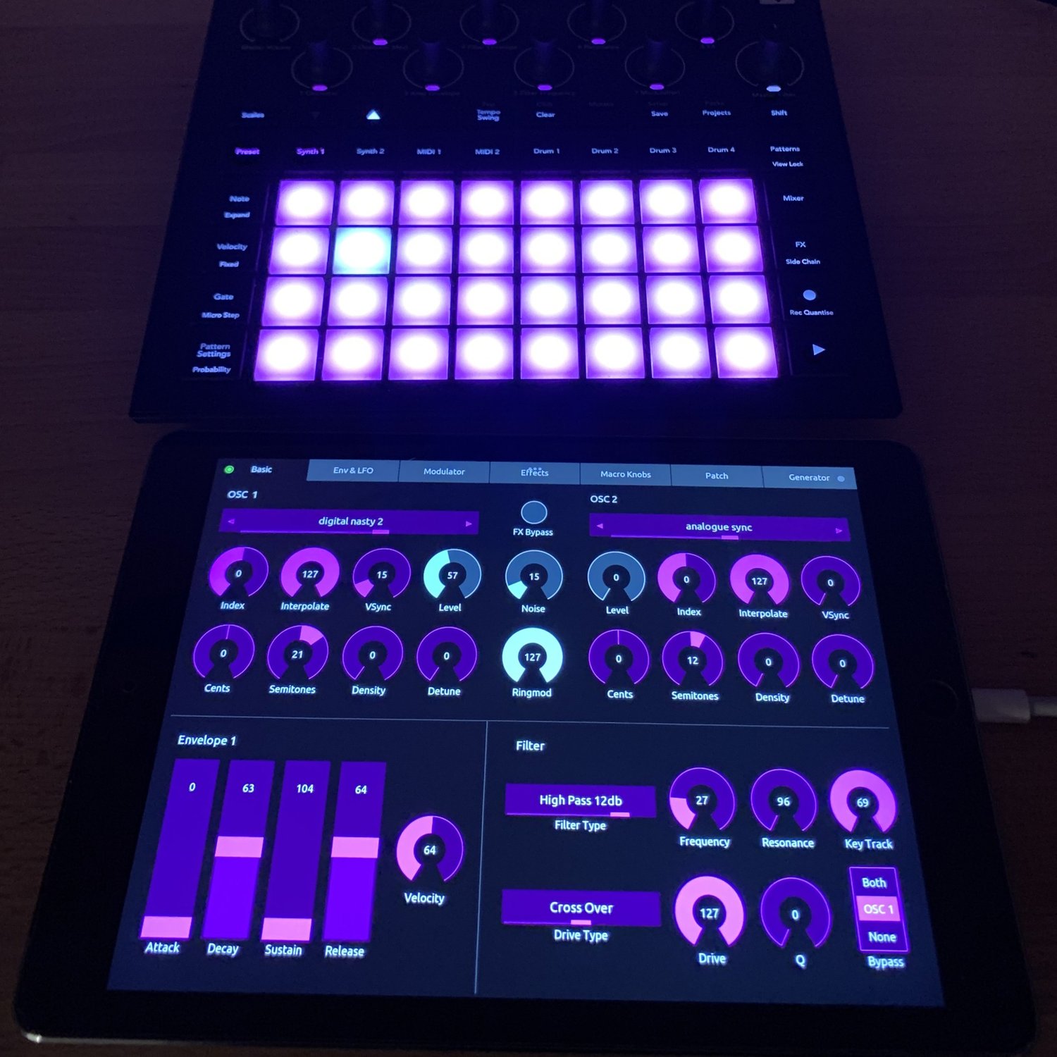 Novation Circuit with Patch Editor on IPad