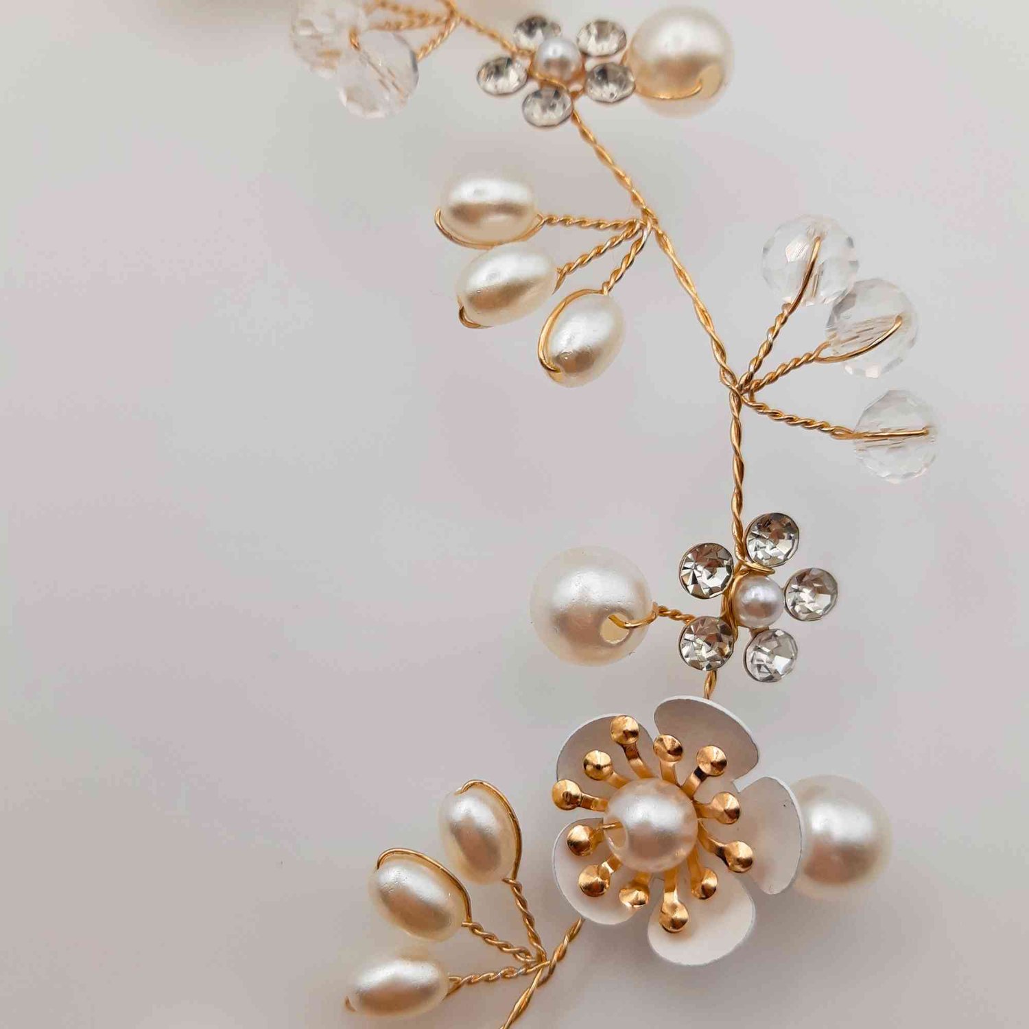 schmuck für trauung in hamburg * schmuck fürs heiraten in hamburg * goldener haarschmuck für brautjungfern in hamburg * goldener haarschmuck für eine braut in hamburg * goldener haarschmuck für freie trauung in hamburg * goldener haarschmuck für heirat in