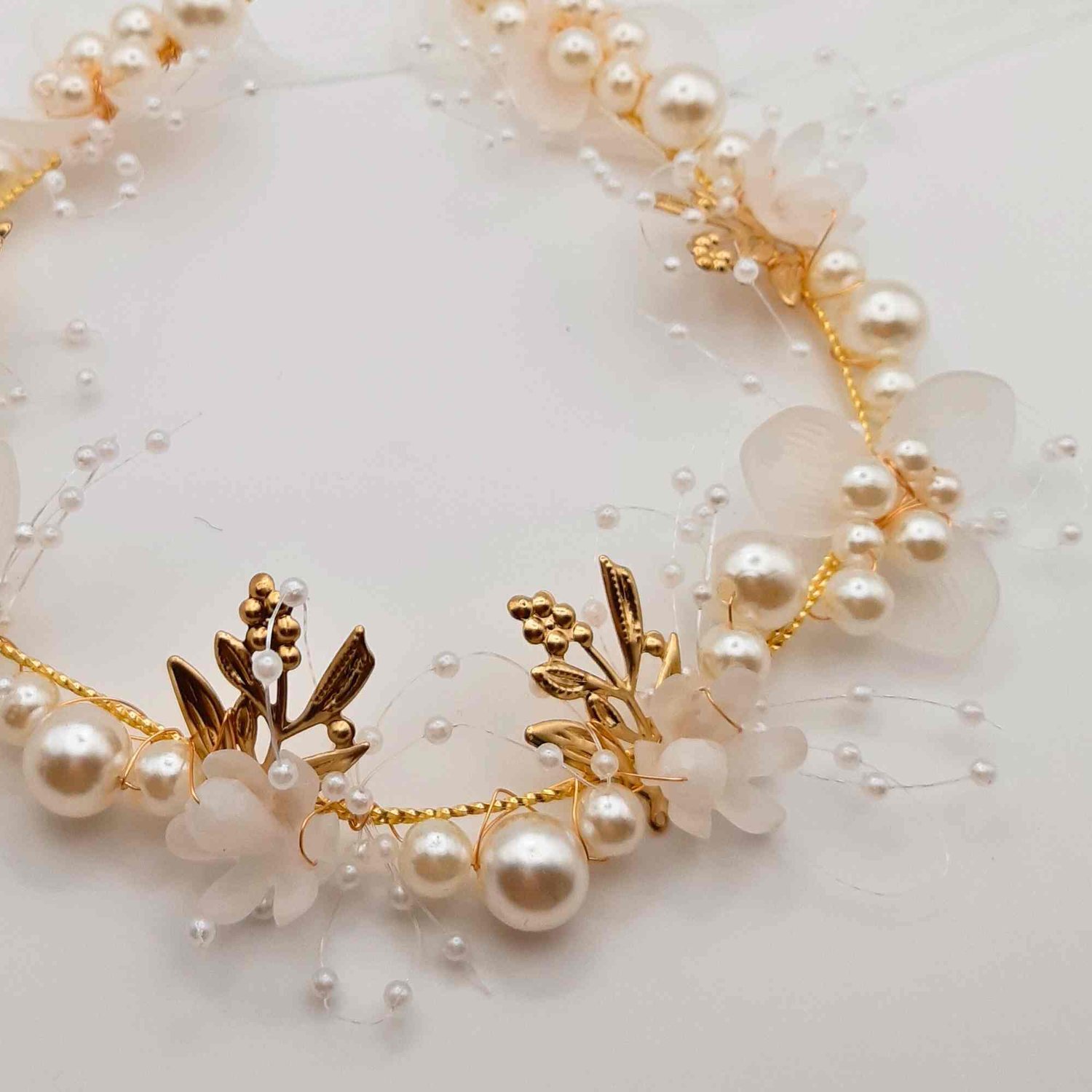 schmuck für trauung in hamburg * schmuck fürs heiraten in hamburg * goldener haarschmuck für brautjungfern in hamburg * goldener haarschmuck für eine braut in hamburg * goldener haarschmuck für freie trauung in hamburg * goldener haarschmuck für heirat in