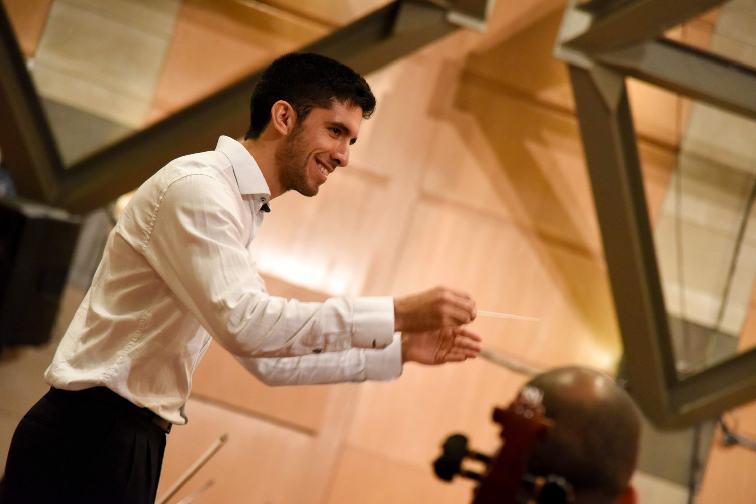 Tomy: the piano teacher and founder of Song Concepts. With a decade of experience teaching piano, he delivers a passionate, insightful and well-rounded lesson