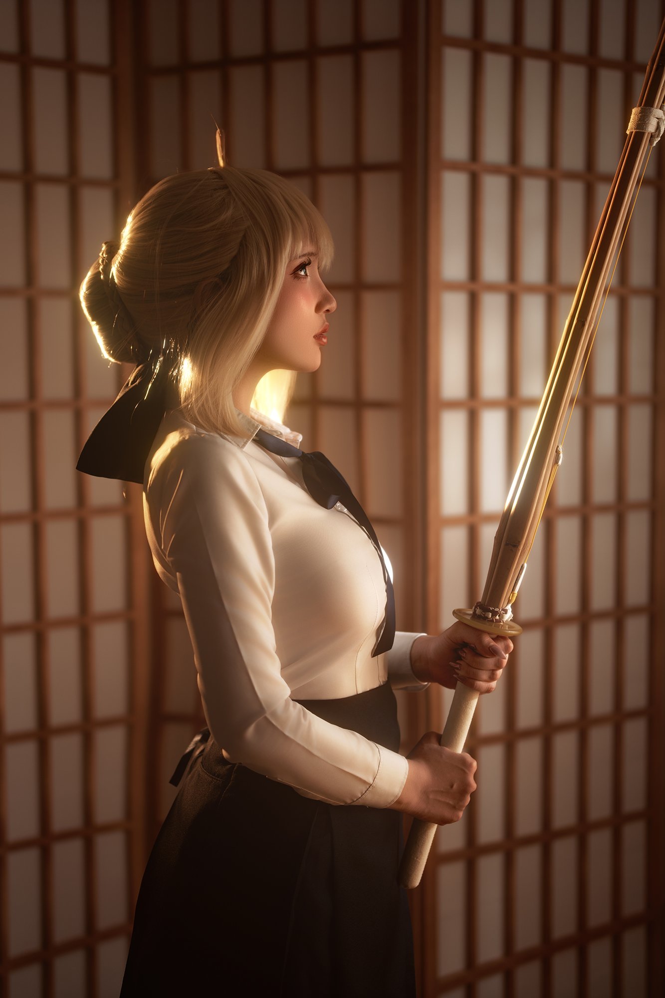 Saber Cosplay