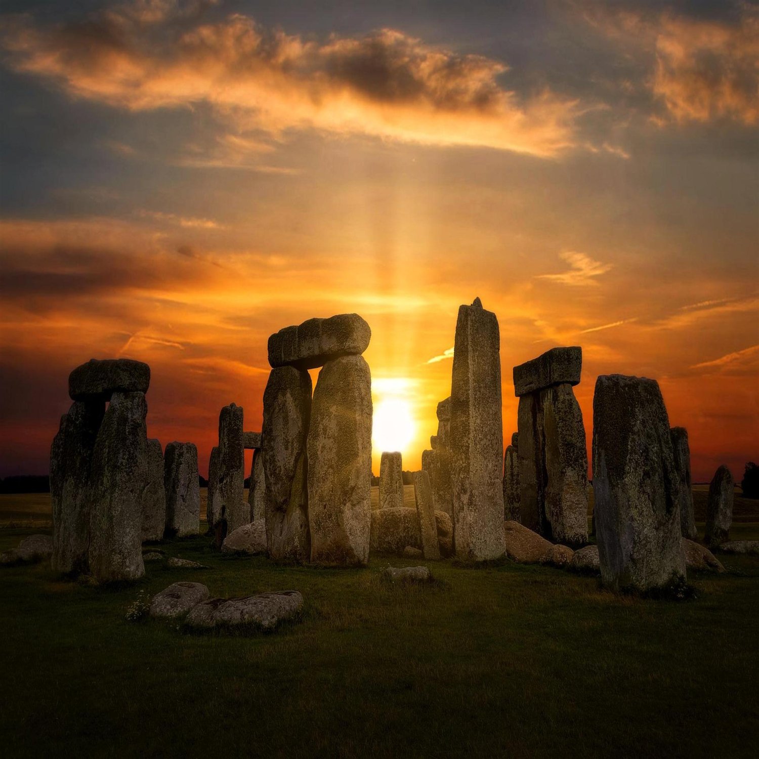 stonehenge at sunrise