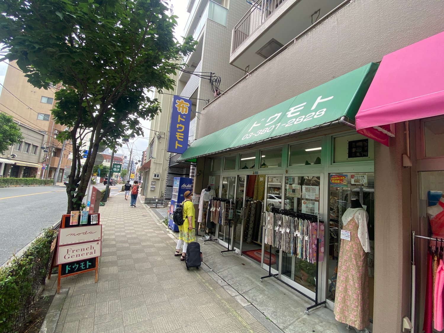 When I first arrived many of the shops were still closed and the street initially looked a bit unassuming, but after 11am there was fabric spilling out into the street.