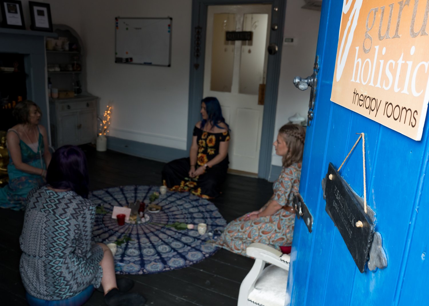 group, circle, lights, women, sign, guru circles