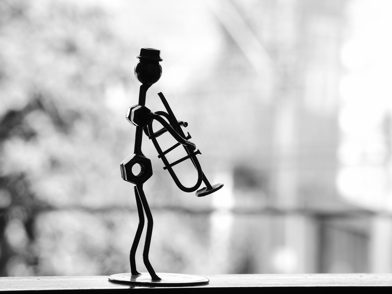 Músico, trompeta y metal