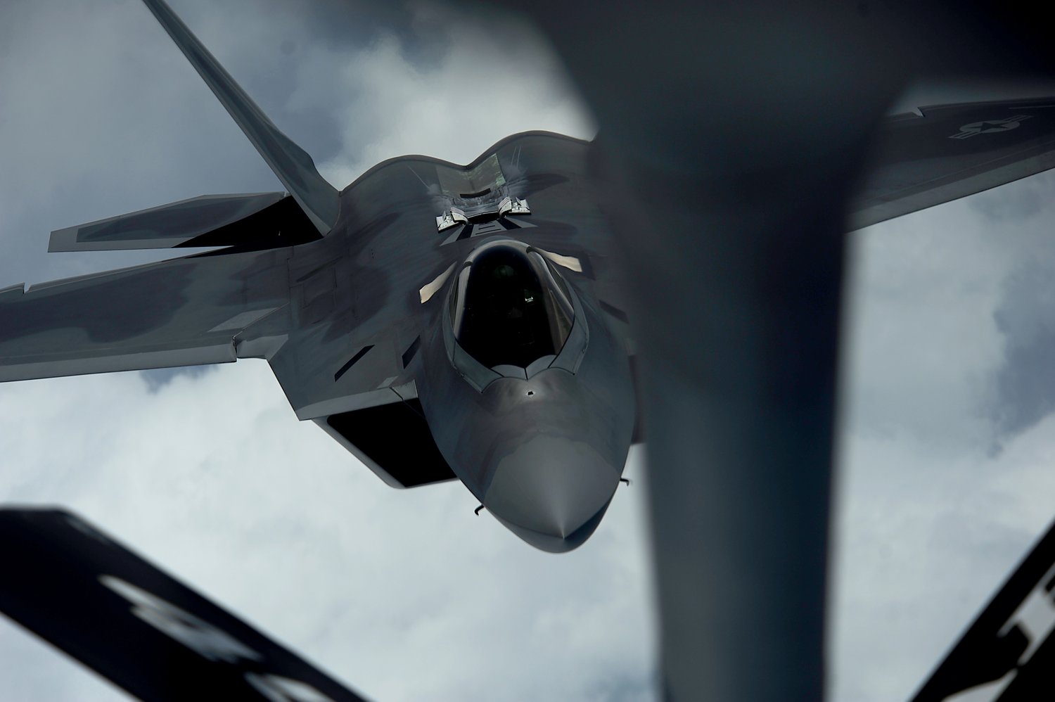 Best wallpaper and background, picture, video, news, Military, Aircraft, Jet Aircraft, Jet Fighter, F-14 Tomcat, F-15 Strike Eagle, F/A-18 Super Hornet, C-130 Hercules, Airborne, F-22 Raptor, AWACS, Military picture, Military video, Aviation, Boeing, Airb