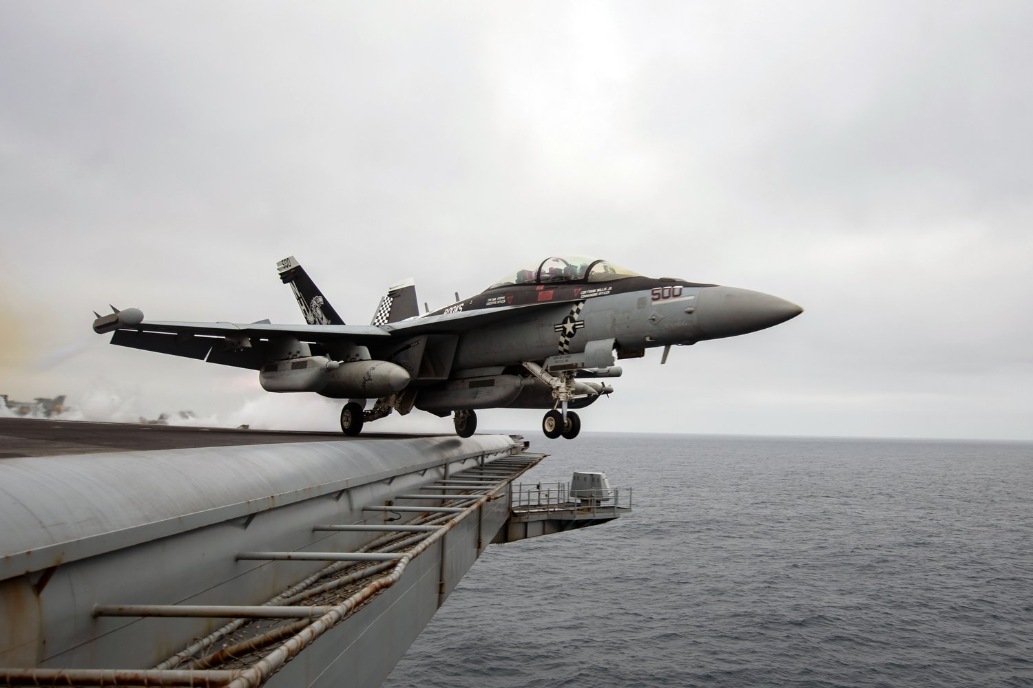 Best wallpaper and background, picture, video, news, Military, Aircraft, Jet Aircraft, Jet Fighter, F-14 Tomcat, F-15 Strike Eagle, F/A-18 Super Hornet, C-130 Hercules, Airborne, F-22 Raptor, AWACS, Military picture, Military video, Aviation, Boeing, Airb