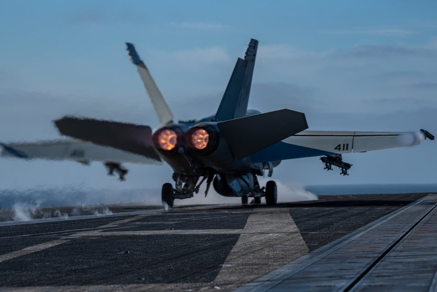 Best wallpaper and background, picture, video, news, Military, Aircraft, Jet Aircraft, Jet Fighter, F-14 Tomcat, F-15 Strike Eagle, F/A-18 Super Hornet, C-130 Hercules, Airborne, F-22 Raptor, AWACS, Military picture, Military video, Aviation, Boeing, Airb