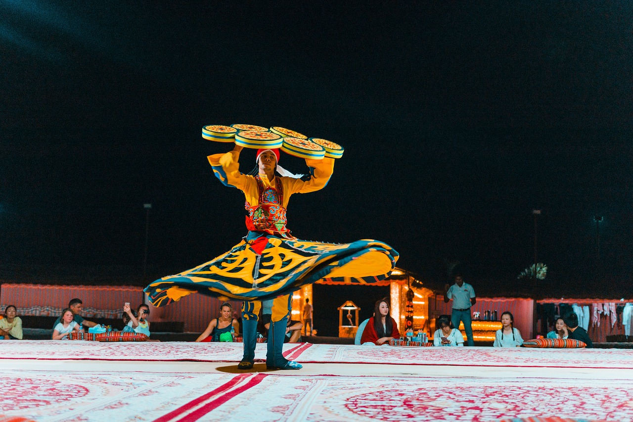 Baile tanoura, hombre y cultura