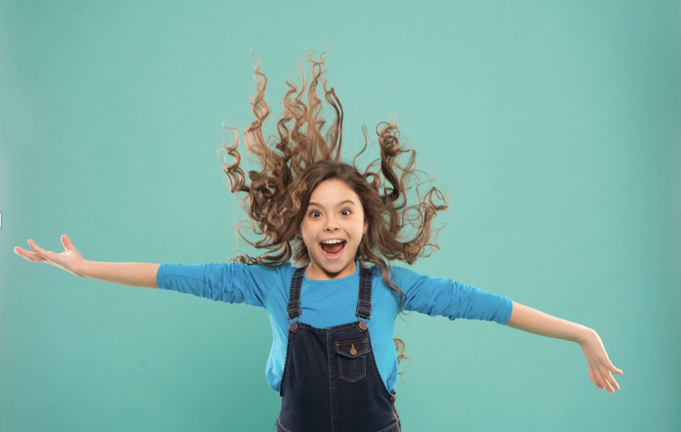 tudatos gyermeknevelés szülők gyerek human design magyarul önismeret. manifesztor projektor