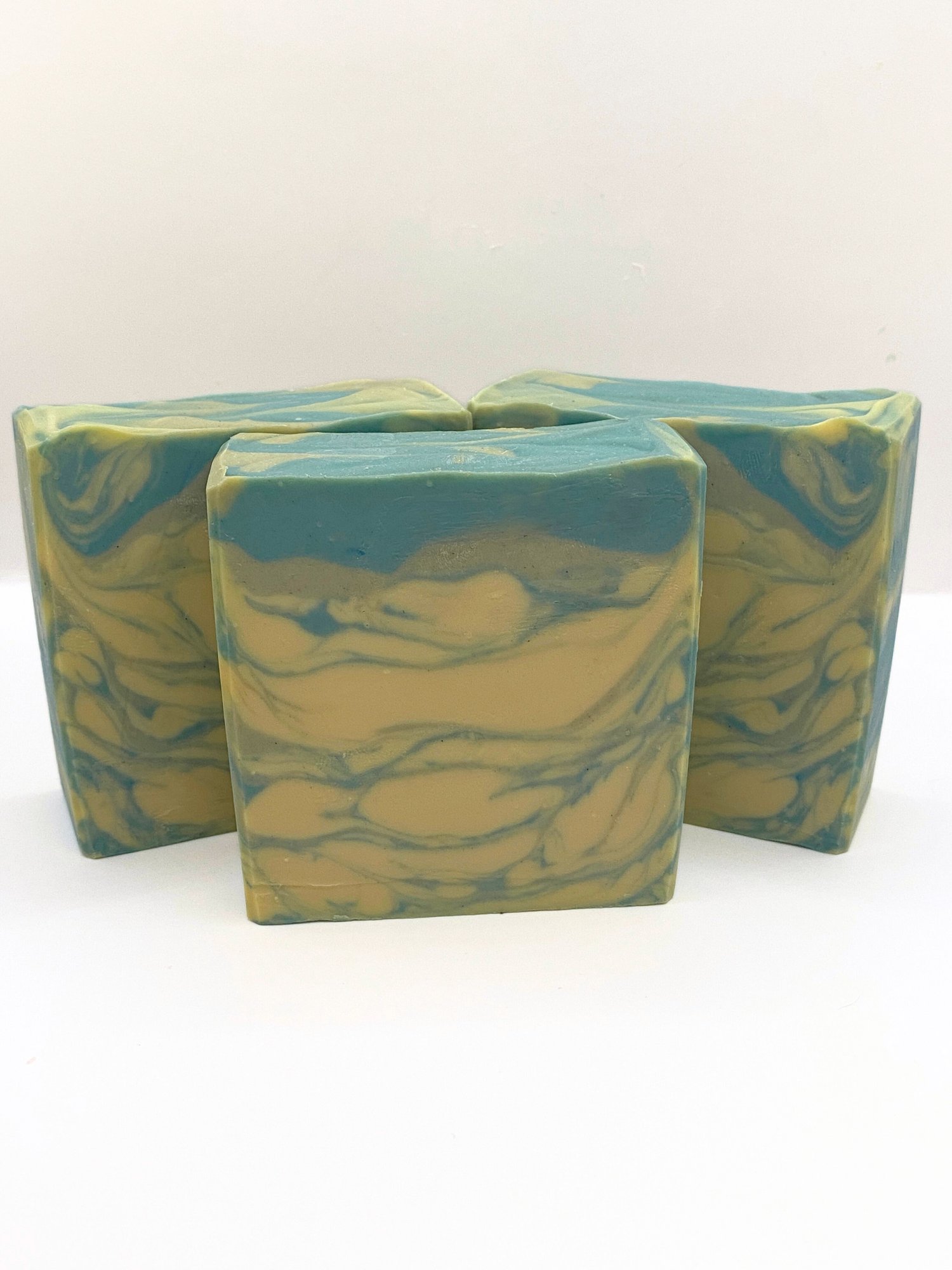 Dark amber and woods handmade soap