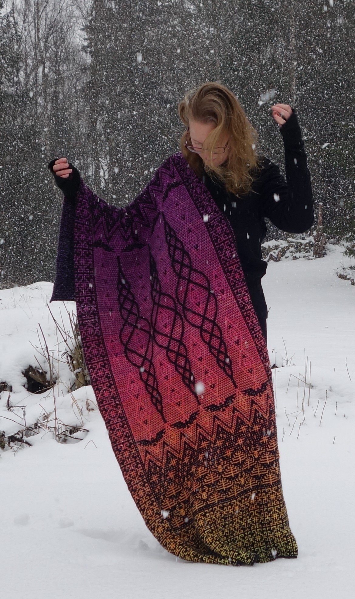 Knitted blanket in a gradient advent set