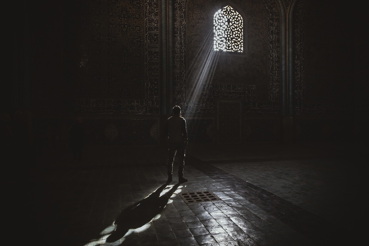 La arquitectura iraní, la ciudad de Isfahan y turismo-espiritualidad-meditación