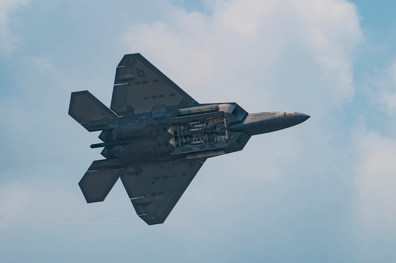 Best wallpaper and background, picture, video, news, Military, Aircraft, Jet Aircraft, Jet Fighter, F-14 Tomcat, F-15 Strike Eagle, F/A-18 Super Hornet, C-130 Hercules, Airborne, F-22 Raptor, AWACS, Military picture, Military video, Aviation, Boeing, Airb