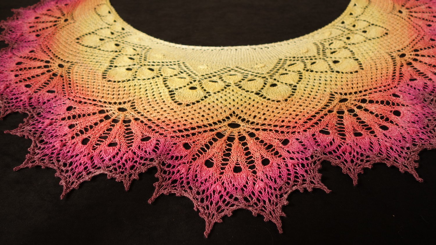 Lace shawl in a gradient yarn