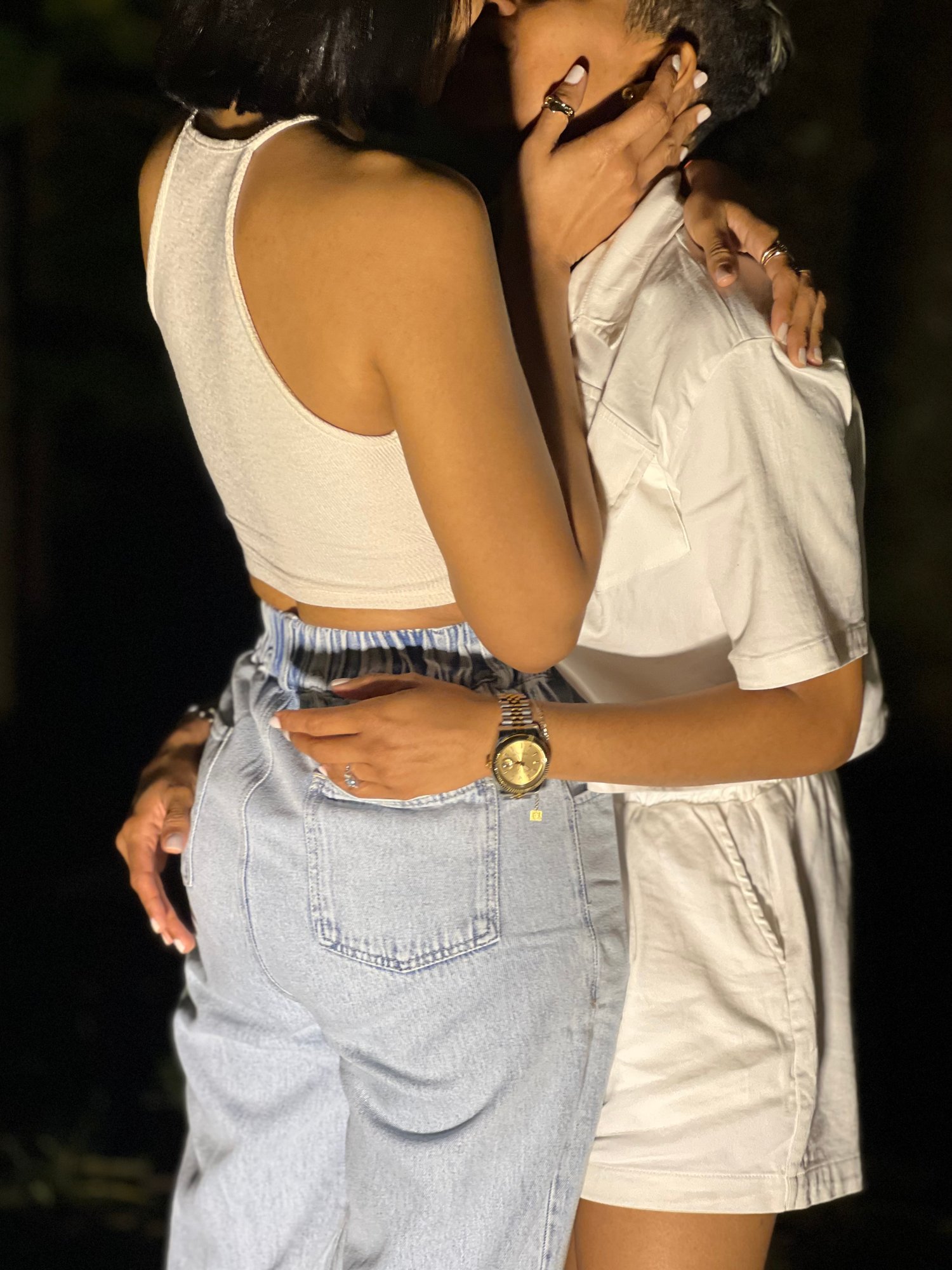 Sin Etiquetas - Claudia Fulgencio y Ari Castillo