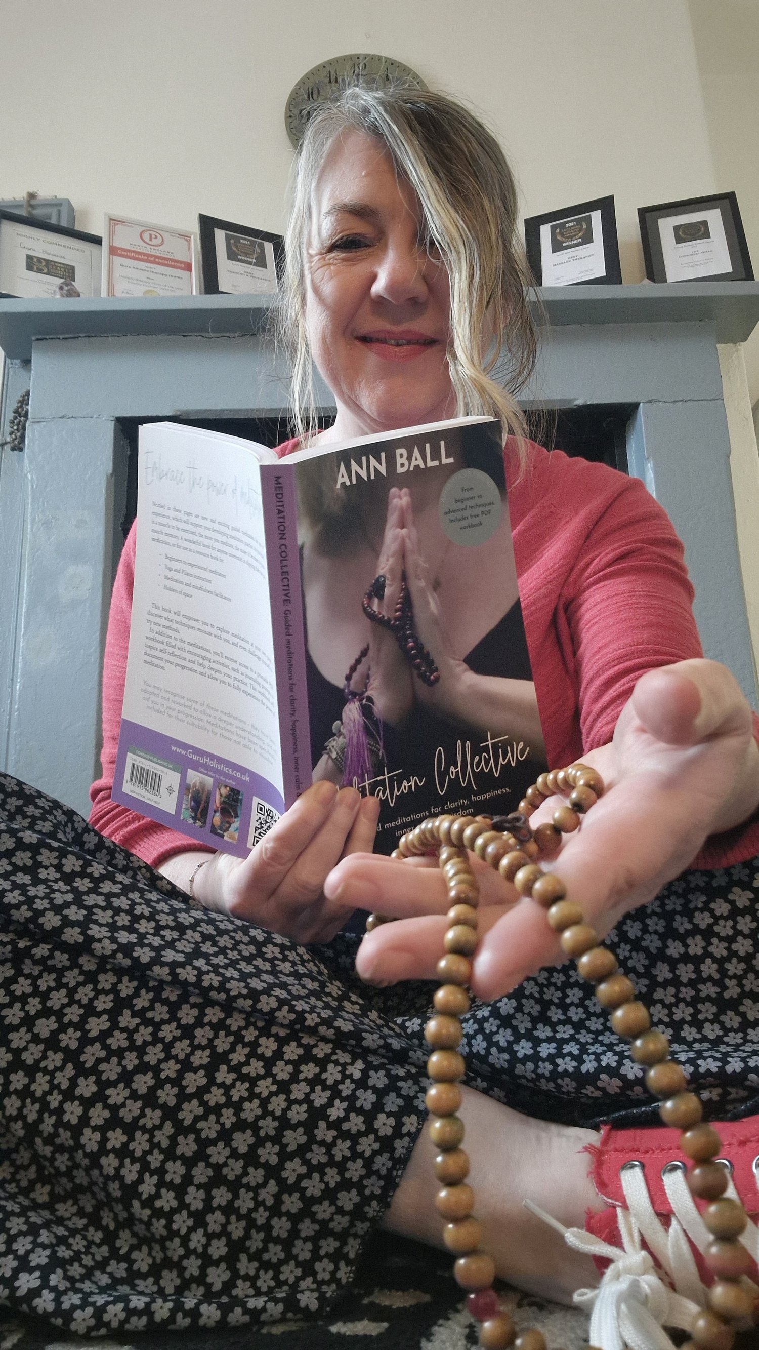 woman, book, mallah, mantle, guru circles