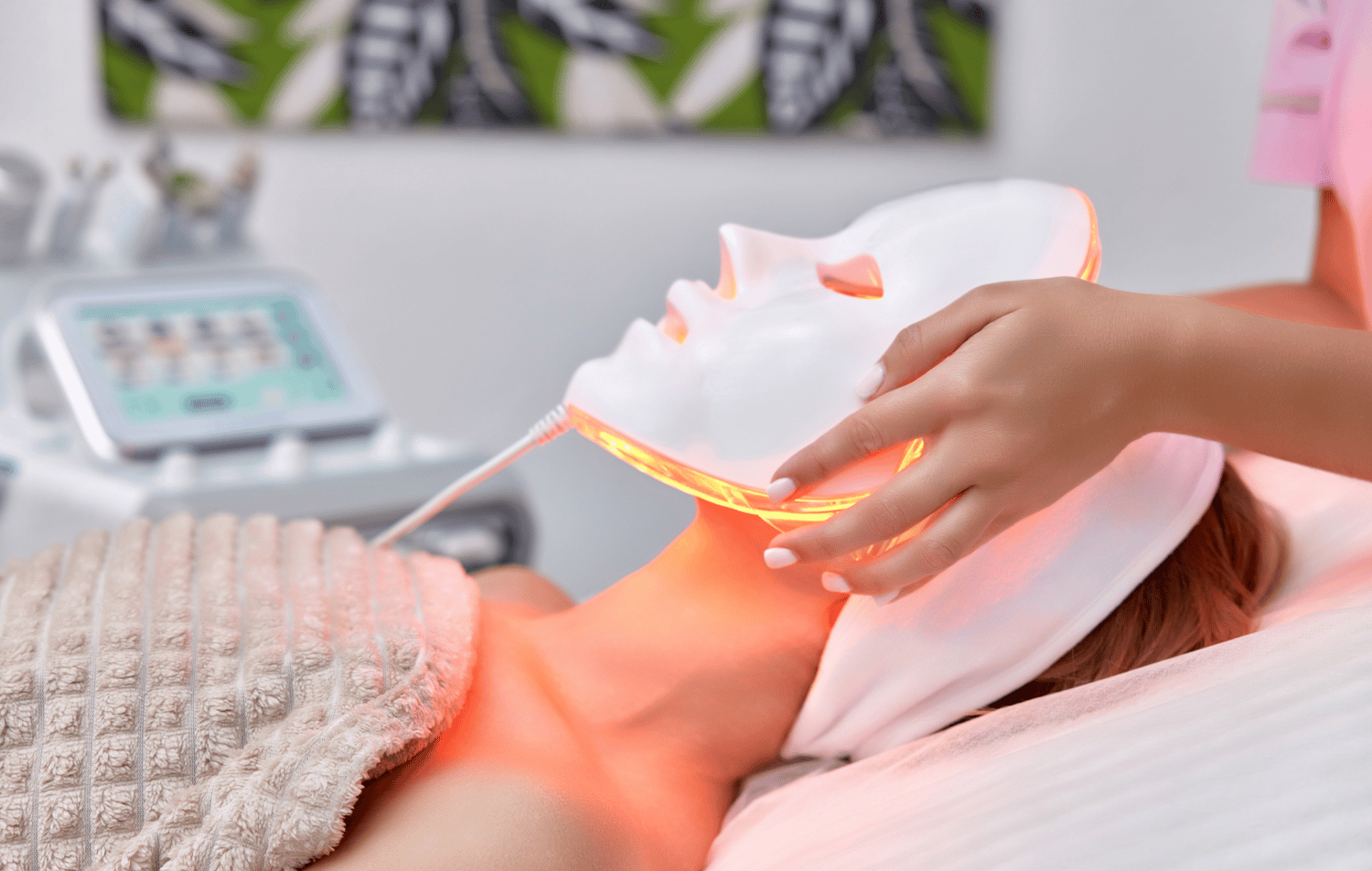 LED mask face skin care beauty red infrared blue light collagen boost hydration dermatologist acne