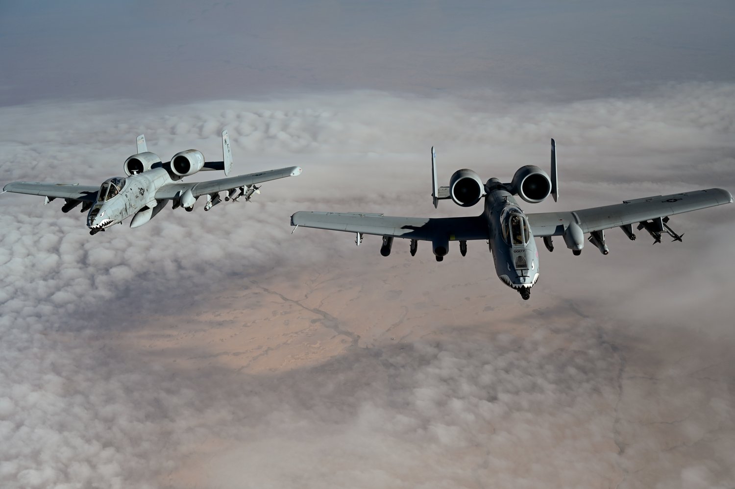Best wallpaper and background, picture, video, news, Military, Aircraft, Jet Aircraft, Jet Fighter, F-14 Tomcat, F-15 Strike Eagle, F/A-18 Super Hornet, C-130 Hercules, Airborne, F-22 Raptor, AWACS, Military picture, Military video, Aviation, Boeing, Airb