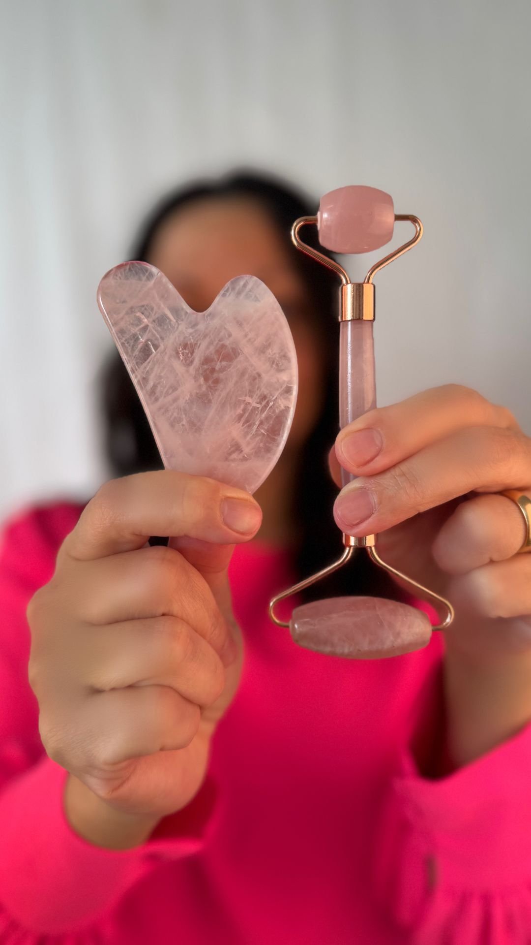 face yoga and Gua Sha classes with a skin expert Daniele lima