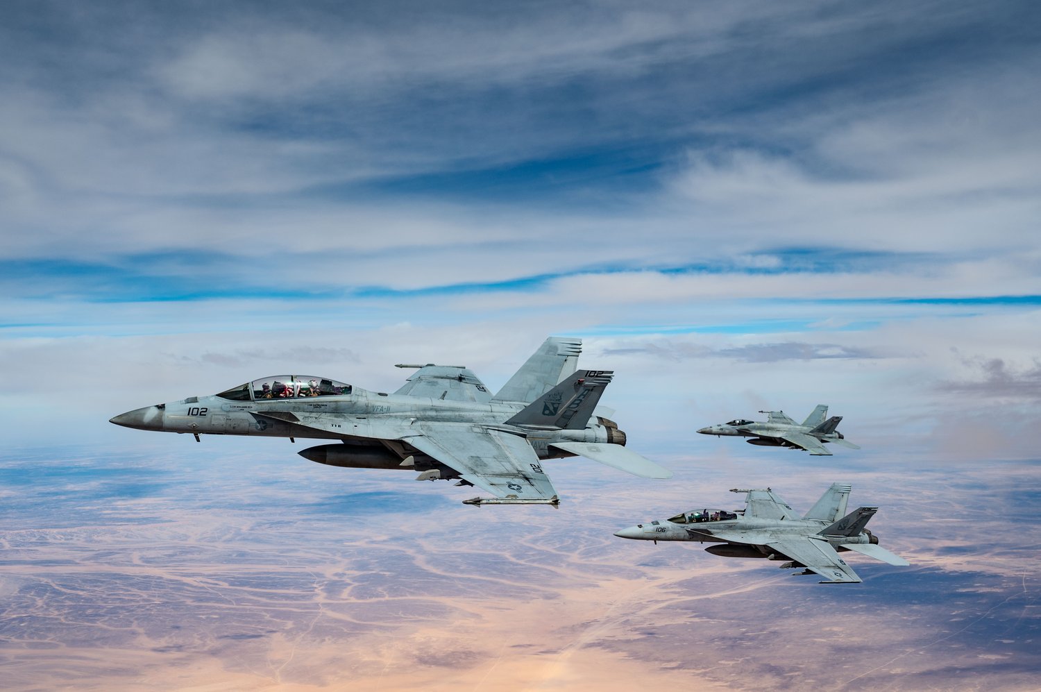 Best wallpaper and background, picture, video, news, Military, Aircraft, Jet Aircraft, Jet Fighter, F-14 Tomcat, F-15 Strike Eagle, F/A-18 Super Hornet, C-130 Hercules, Airborne, F-22 Raptor, AWACS, Military picture, Military video, Aviation, Boeing, Airb