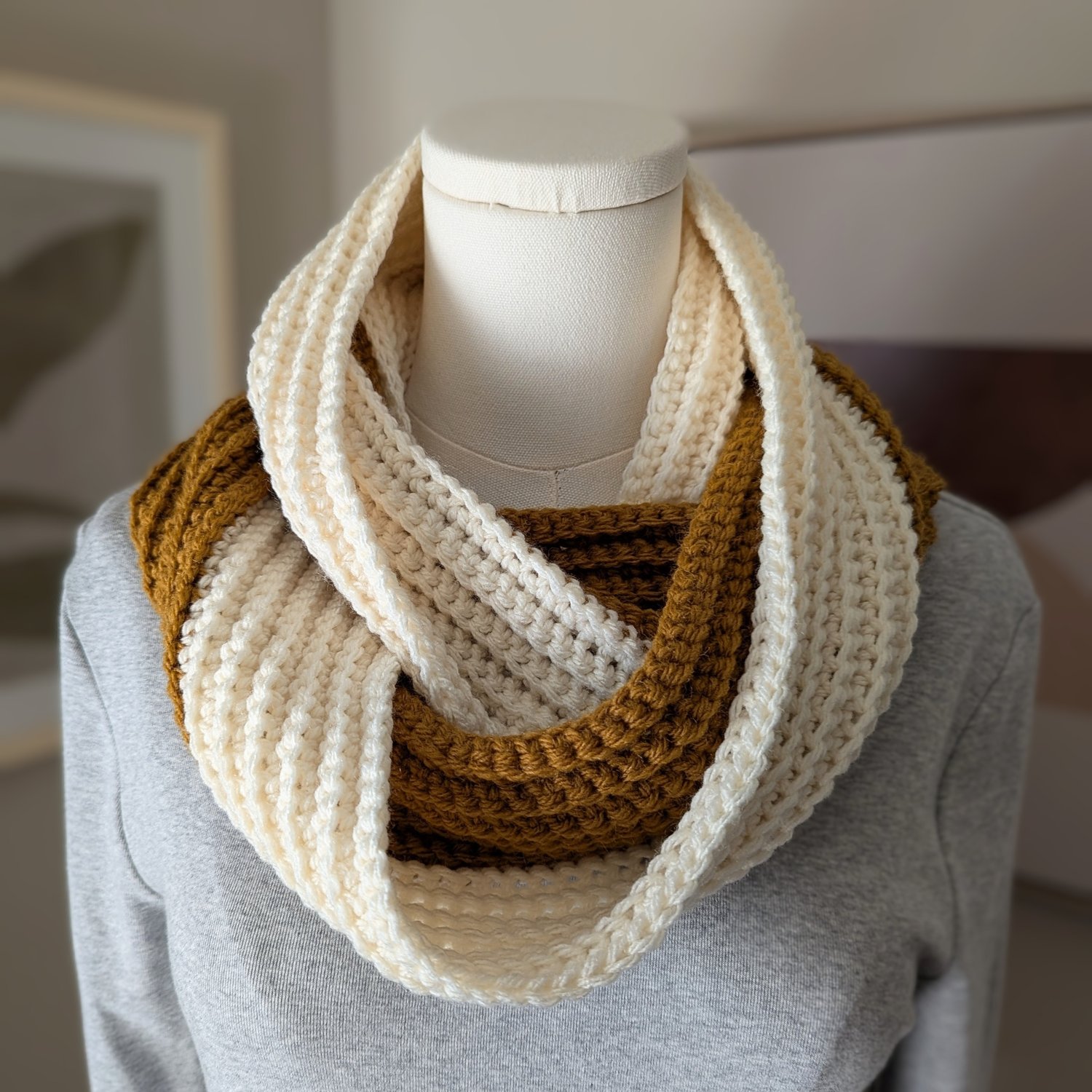 Easy Infinity Scarf Crochet Pattern