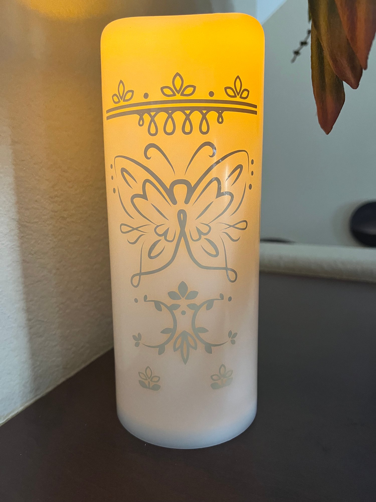 Encanto Candle with Handmade SVG