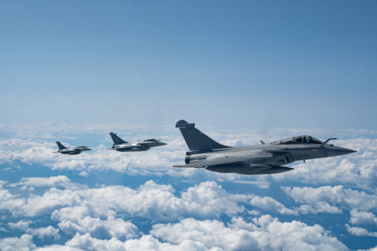 Best wallpaper and background, picture, video, news, Military, Aircraft, Jet Aircraft, Jet Fighter, F-14 Tomcat, F-15 Strike Eagle, F/A-18 Super Hornet, C-130 Hercules, Airborne, F-22 Raptor, AWACS, Military picture, Military video, Aviation, Boeing, Airb