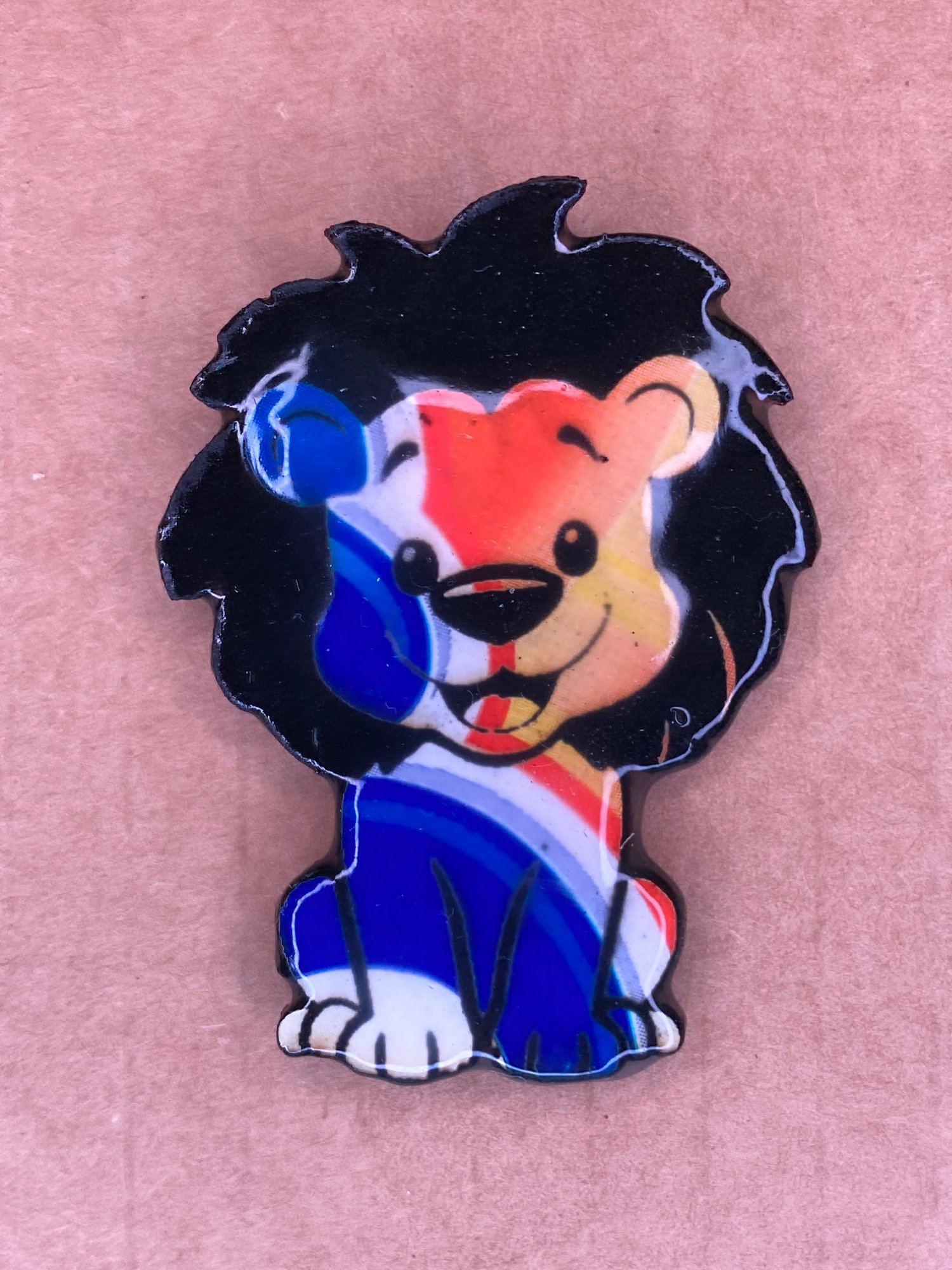 Cardboard King Pin