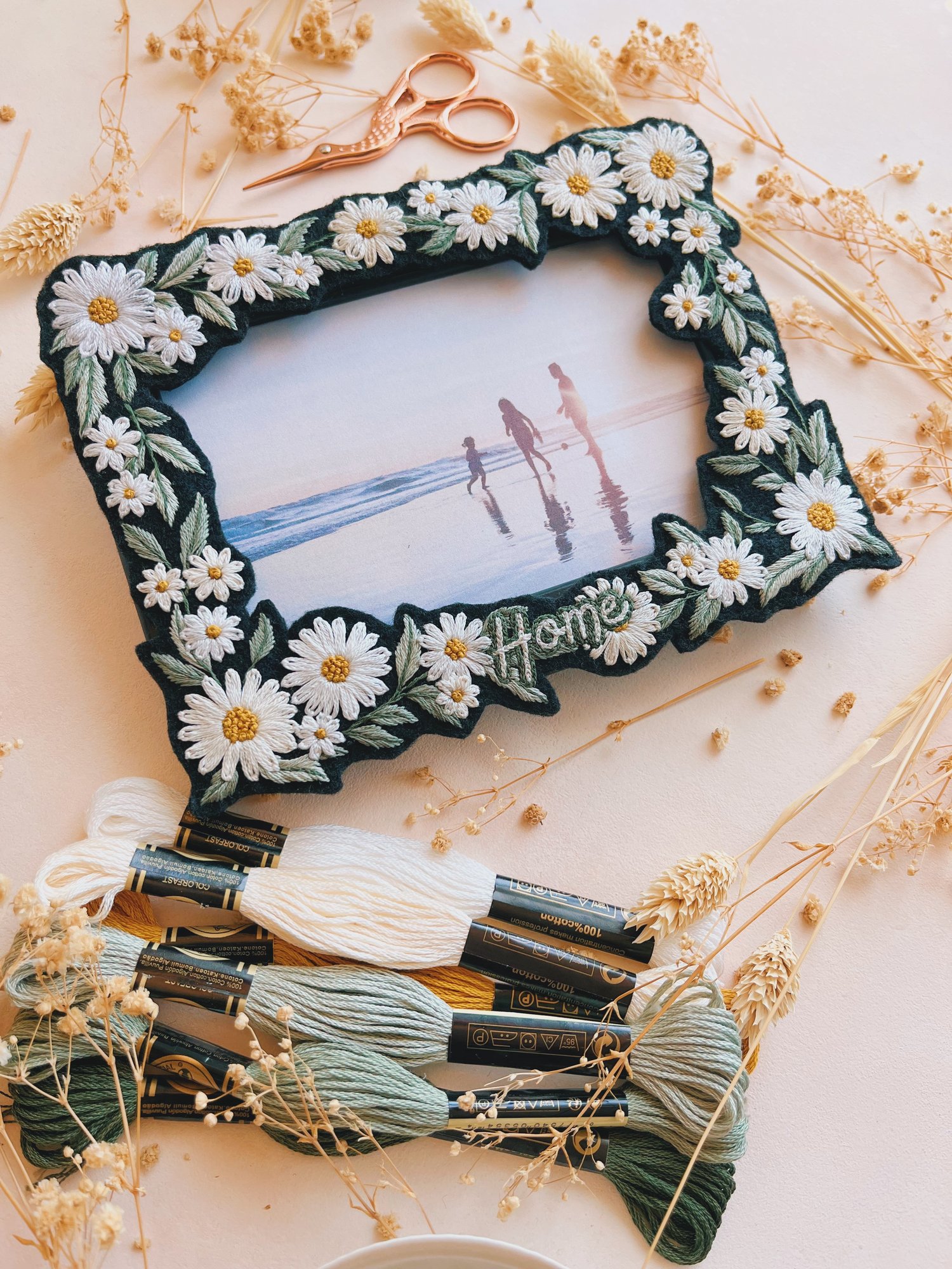 embroidery photo frame