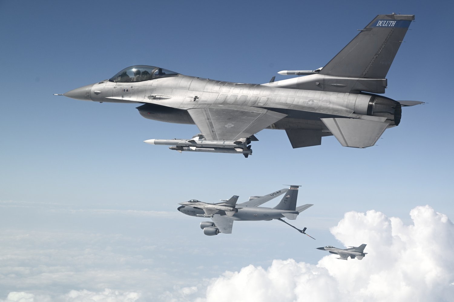 Best wallpaper and background, picture, video, news, Military, Aircraft, Jet Aircraft, Jet Fighter, F-14 Tomcat, F-15 Strike Eagle, F/A-18 Super Hornet, C-130 Hercules, Airborne, F-22 Raptor, AWACS, Military picture, Military video, Aviation, Boeing, Airb