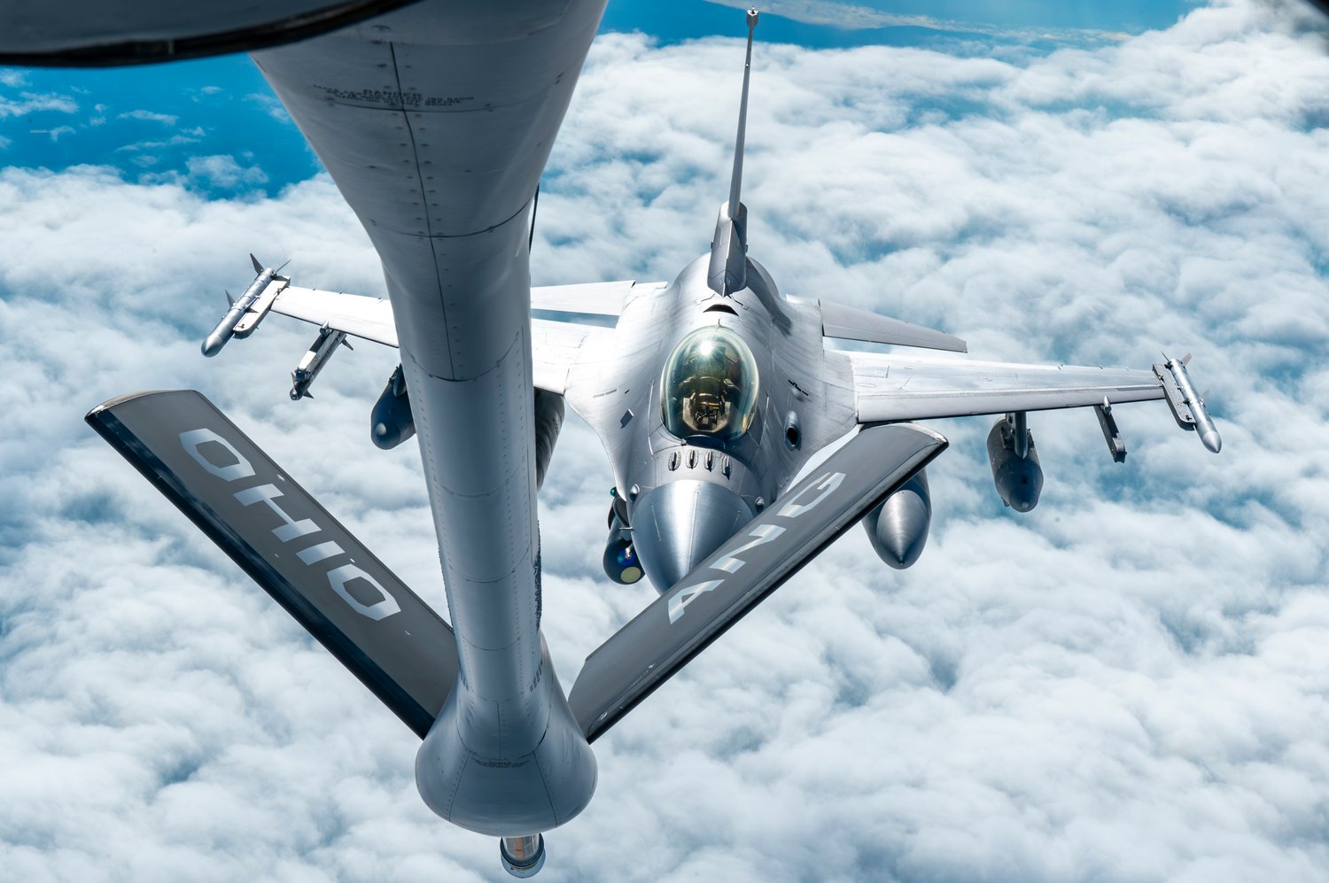 Best wallpaper and background, picture, video, news, Military, Aircraft, Jet Aircraft, Jet Fighter, F-14 Tomcat, F-15 Strike Eagle, F/A-18 Super Hornet, C-130 Hercules, Airborne, F-22 Raptor, AWACS, Military picture, Military video, Aviation, Boeing, Airb