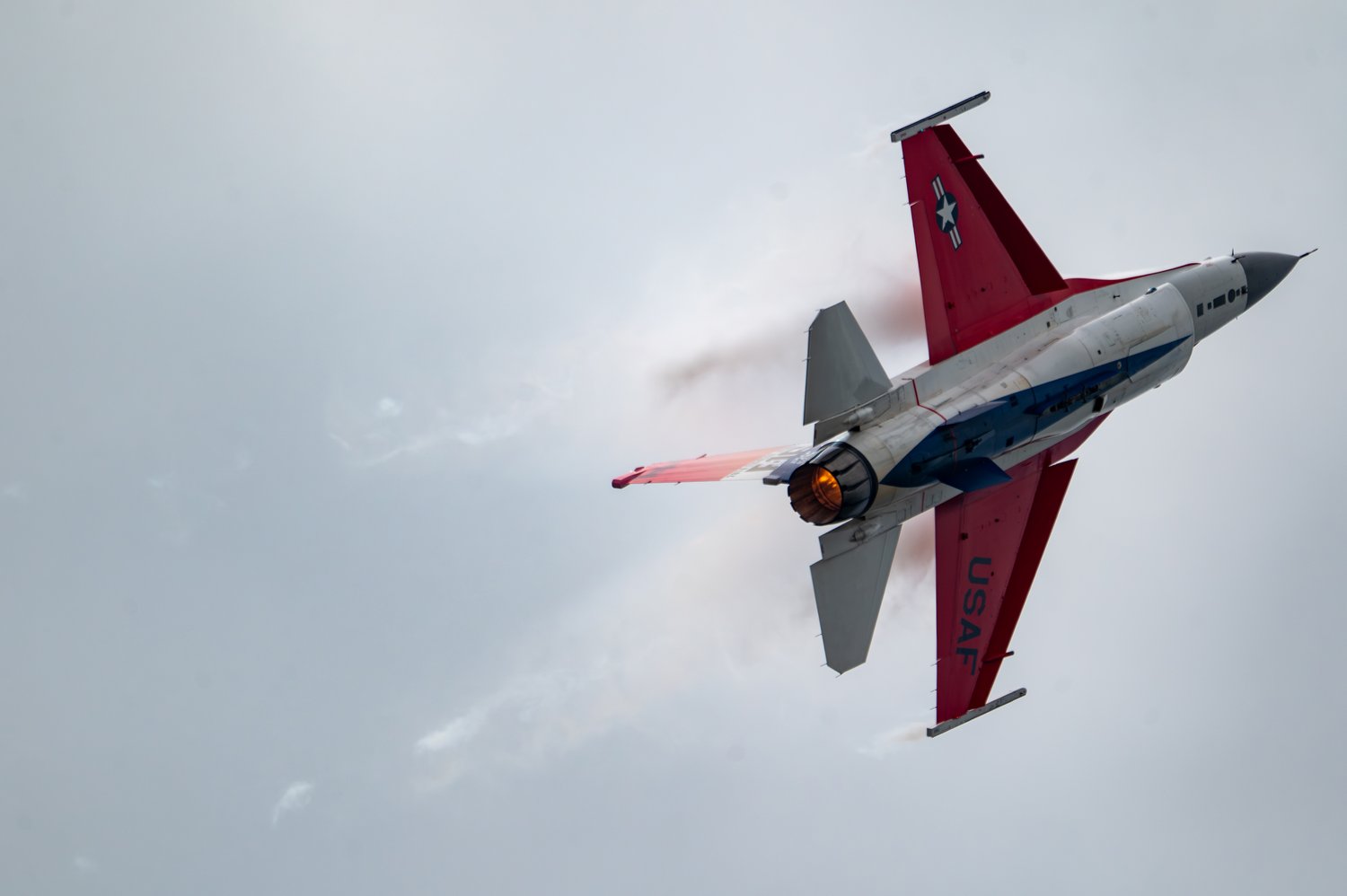 Best wallpaper and background, picture, video, news, Military, Aircraft, Jet Aircraft, Jet Fighter, F-14 Tomcat, F-15 Strike Eagle, F/A-18 Super Hornet, C-130 Hercules, Airborne, F-22 Raptor, AWACS, Military picture, Military video, Aviation, Boeing, Airb