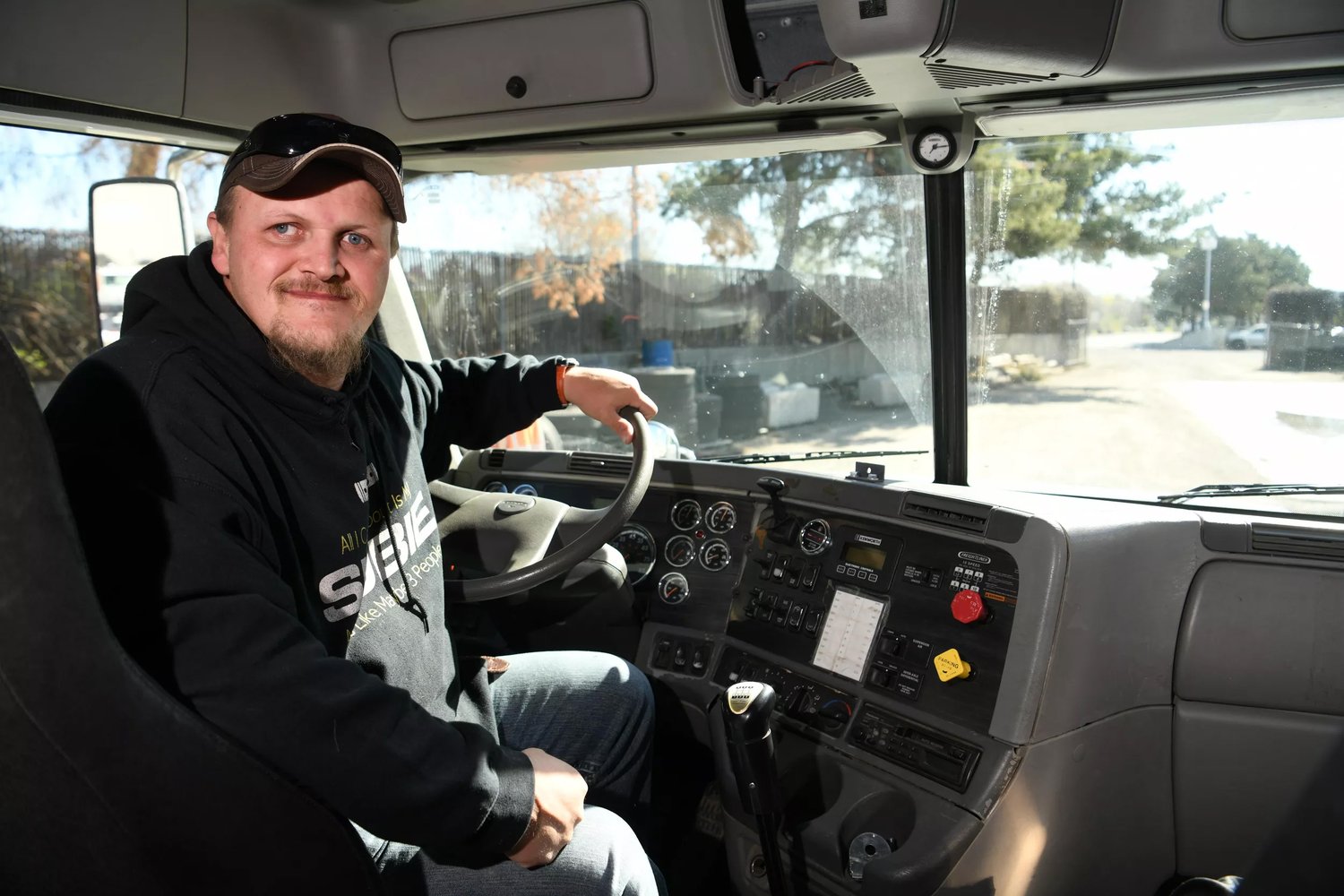 Justin Brooks: Breaking Barriers as Spokane Community College’s First Deaf Trucking Graduate